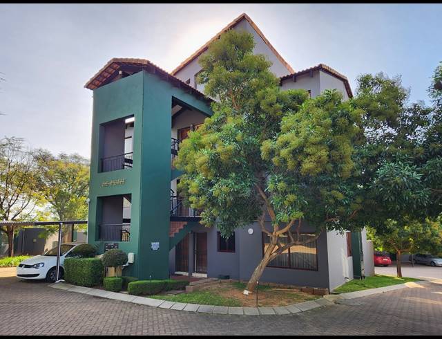 2 BEDROOM APARTMENT FOR SALE IN HONEYDEW GROVE